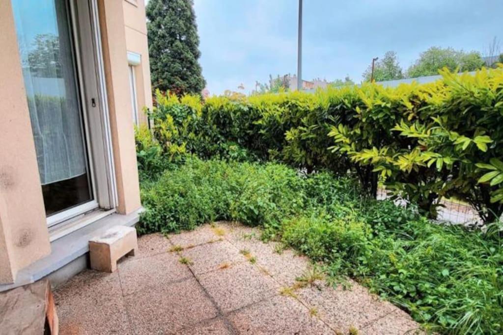 Appartement Cosy Proche Paris Le Bourget Luaran gambar